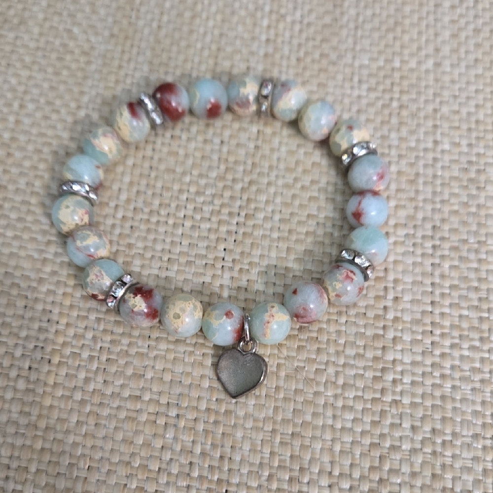 Elegant Beaded Bracelet with Heart Charm